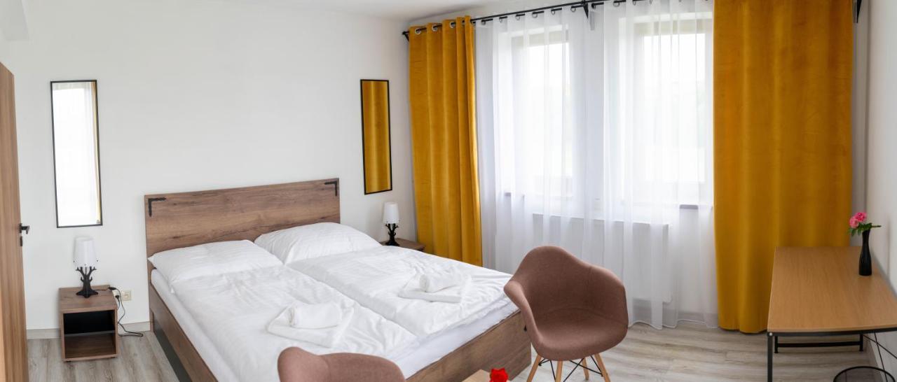 Penzion Kamence Liptovský Mikuláš Extérieur photo