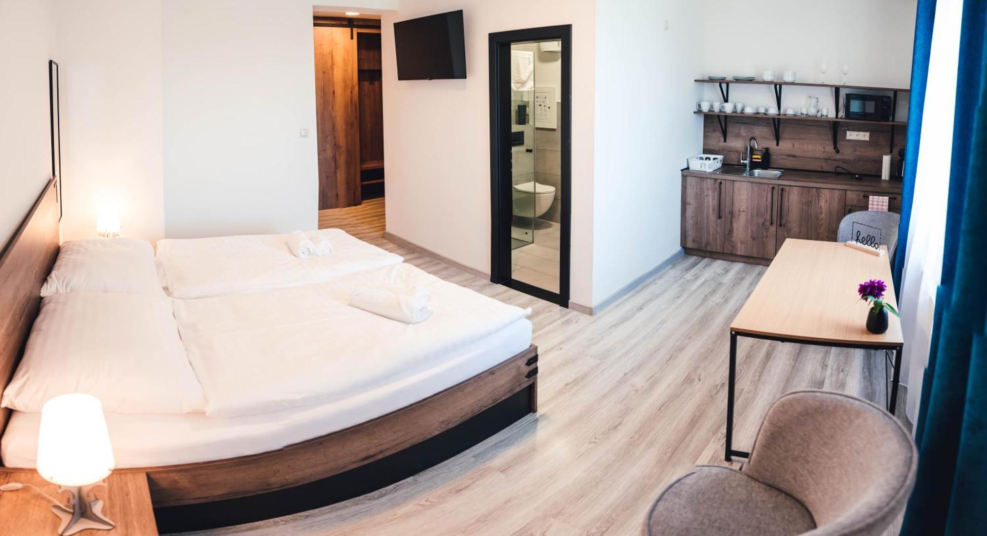 Penzion Kamence Liptovský Mikuláš Extérieur photo
